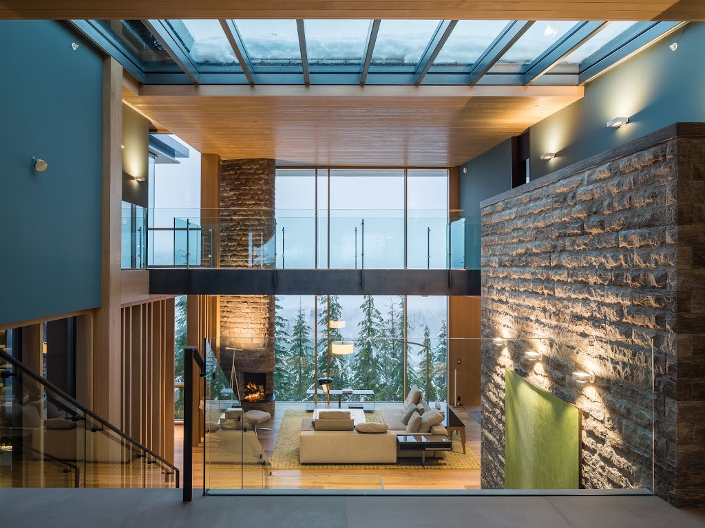 Blackcomb Glass | 1220 Alpha Lake Rd #2, Whistler, BC V0N 1B1, Canada | Phone: (604) 962-6261