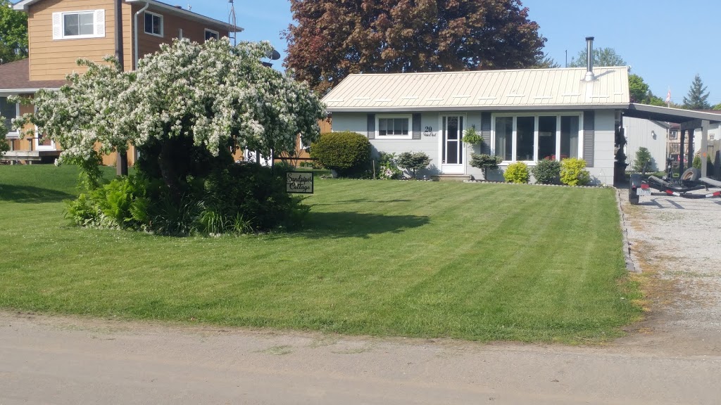 Sandpiper Cottage | 20 Pickerel Rd, Port Rowan, ON N0E 1M0, Canada | Phone: (905) 483-0806