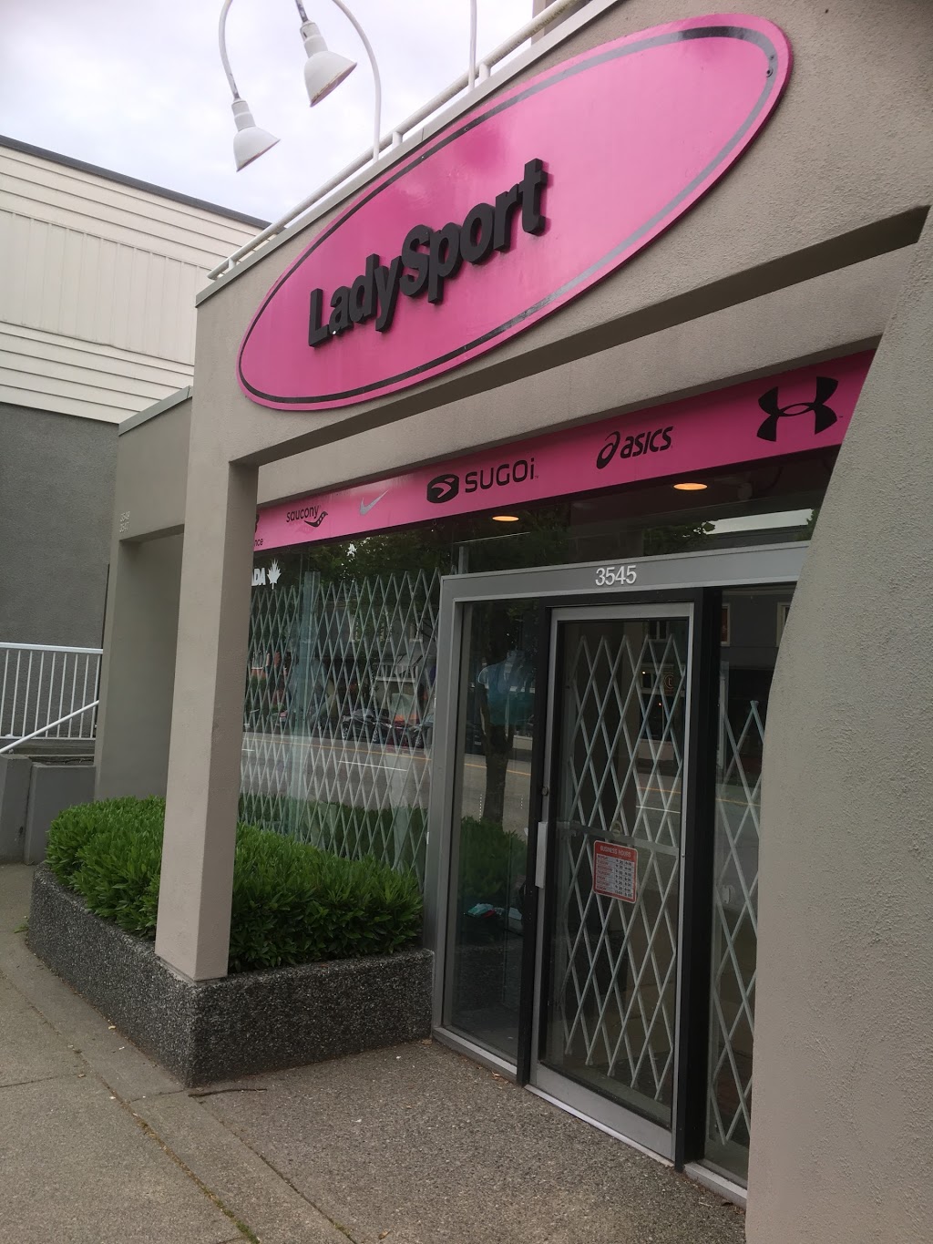 LadySport | 3545 W 4th Ave, Vancouver, BC V6R 1N9, Canada | Phone: (604) 733-1173