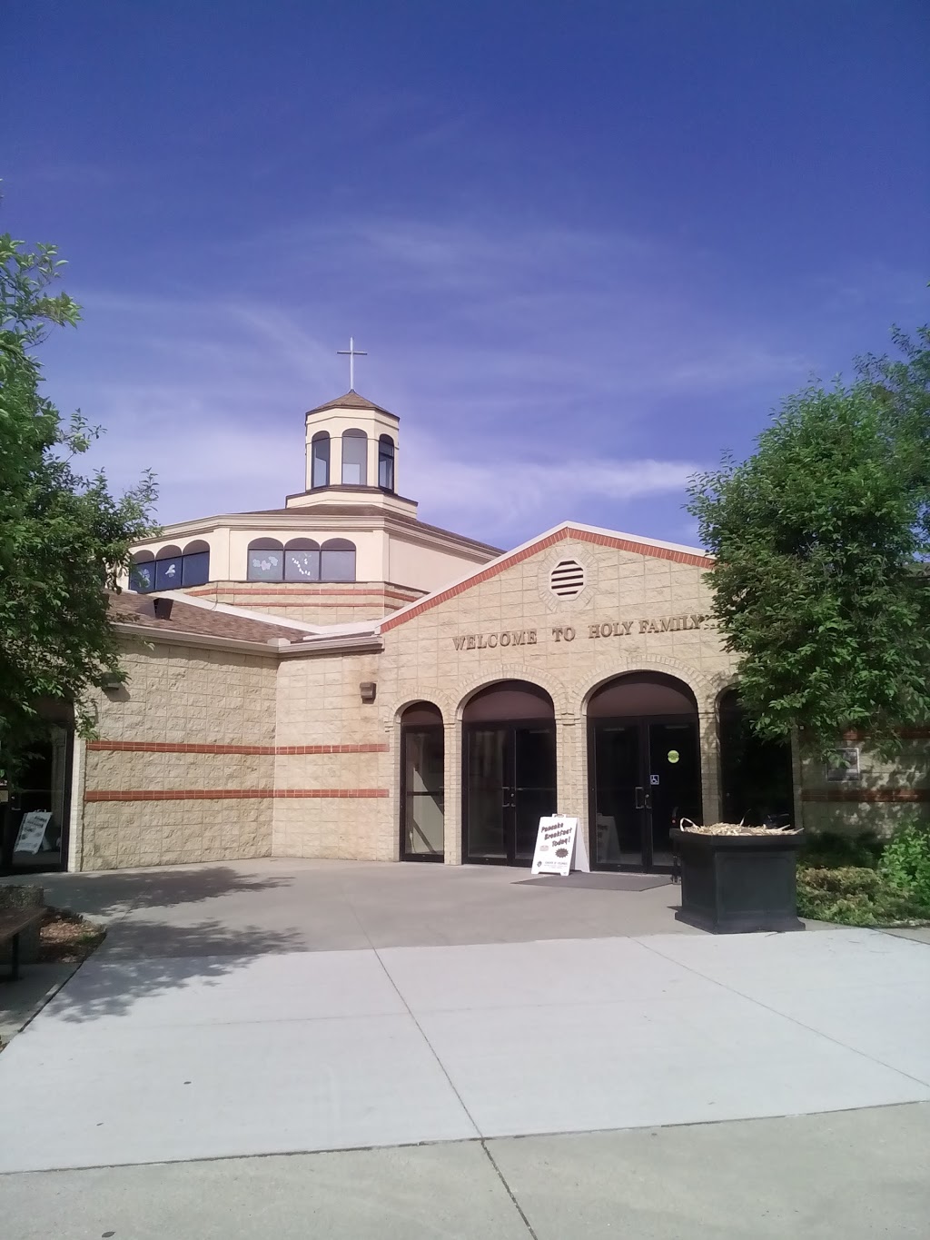 Holy Family Catholic Parish | 75 Poirier Ave, St. Albert, AB T8N 6A1, Canada | Phone: (780) 459-3694
