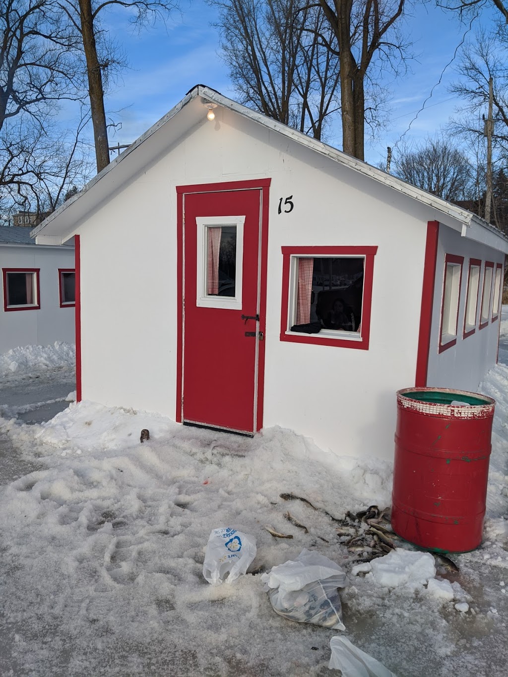 Mario Leduc - Pêche aux petits poissons des Chenaux | 780 Montée de lEnseigne, Sainte-Anne-de-la-Pérade, QC G0X 2J0, Canada | Phone: (418) 325-2402