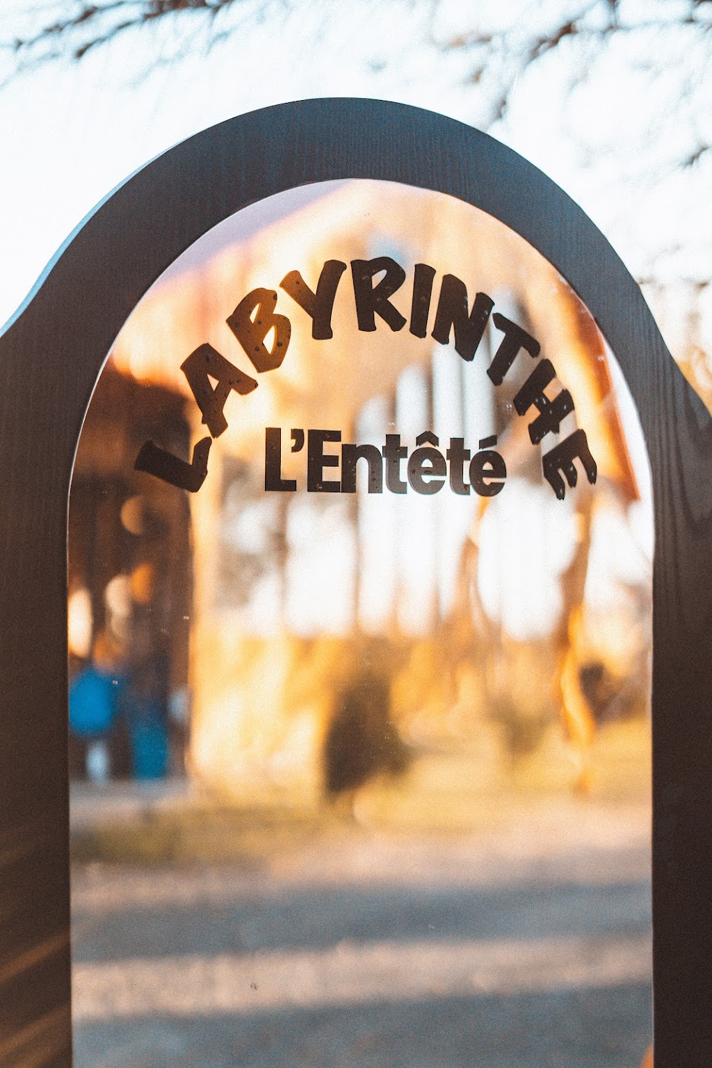 Labyrinthe lentêté | 15400 Rue Charles, Mirabel, QC J7J 1Y3, Canada | Phone: (450) 434-7476