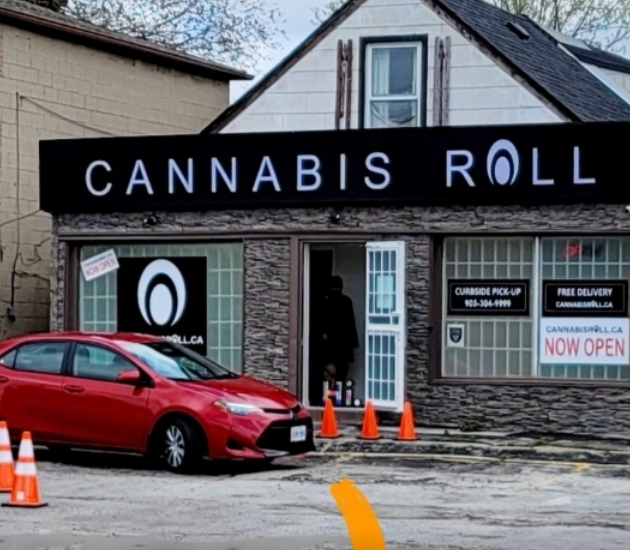 Cannabis Roll - Ancaster | 11 Hatton Dr, Ancaster, ON L9G 2H5, Canada | Phone: (905) 304-9999