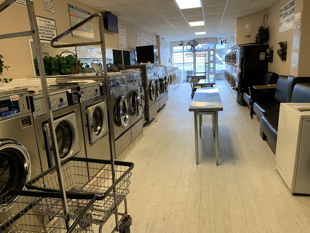 Clean Sweep Coin Laundry | 2752 Danforth Ave, Toronto, ON M4C 1L7, Canada | Phone: (416) 786-9582