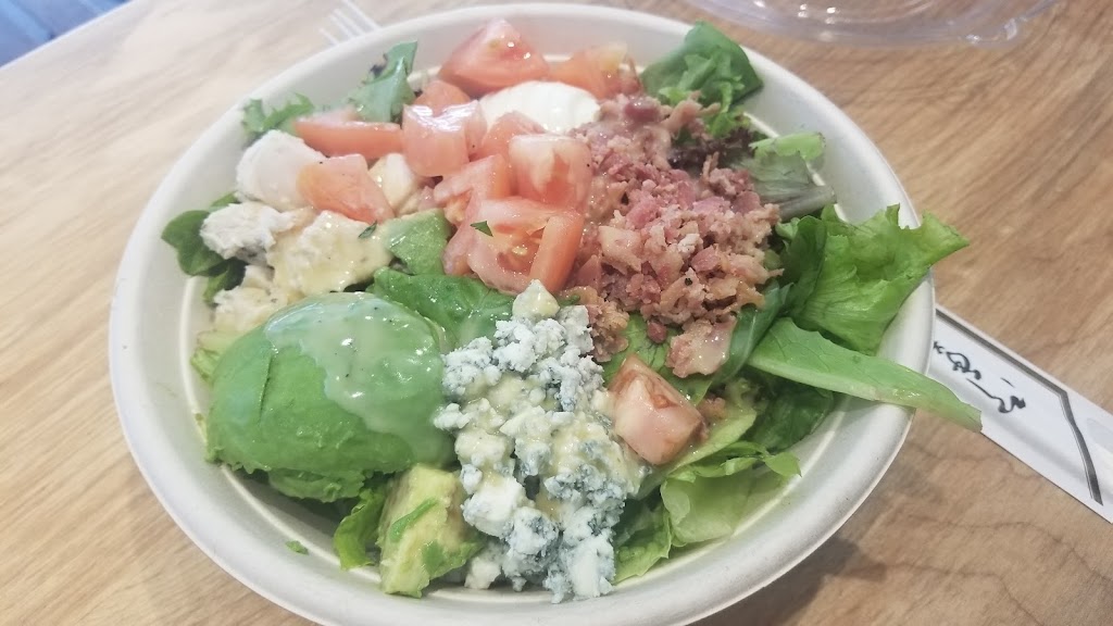 Freshii | 92 King St E #118, Toronto, ON M5C 2V8, Canada | Phone: (647) 344-5017