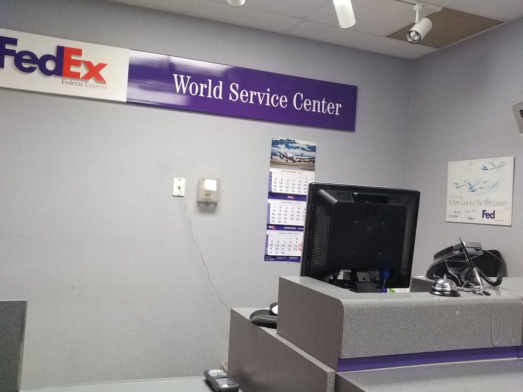 FedEx Ship Centre | 1785 Champlain St, Dieppe, NB E1A 7P5, Canada | Phone: (800) 463-3339