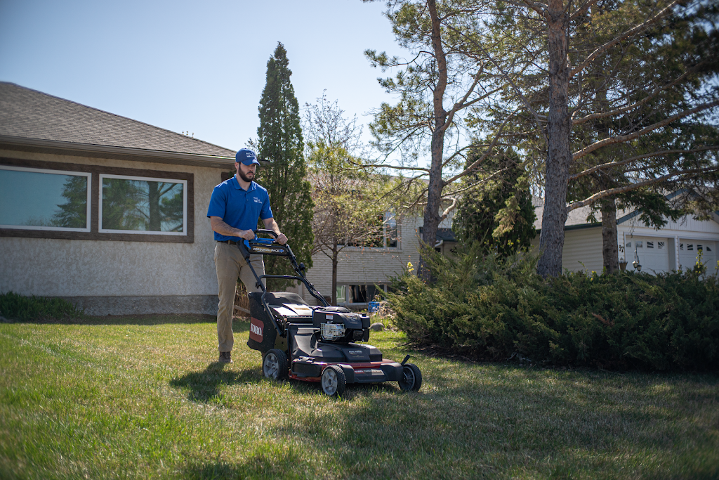 MC Next Level Lawns | 41 Marwood Crescent, Winnipeg, MB R2J 3H3, Canada | Phone: (204) 930-5054