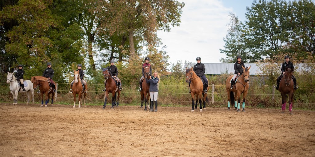 Equestrian Center Mac | 470 Rang 3 de Simpson, Saint-Cyrille-de-Wendover, QC J1Z 1Y4, Canada | Phone: (819) 471-6291