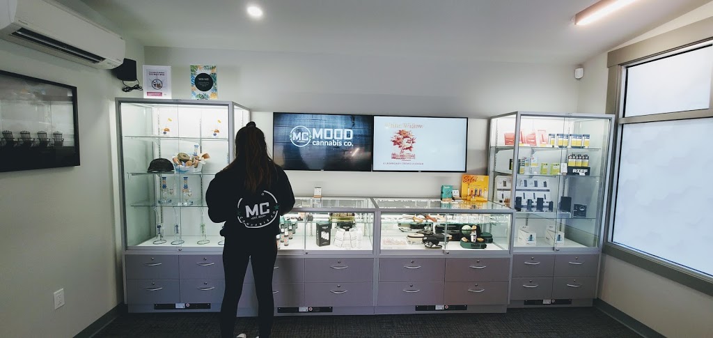 Mood Cannabis Co | 3923 Victoria Ave, Nanaimo, BC V9T 2A1, Canada | Phone: (250) 585-8933