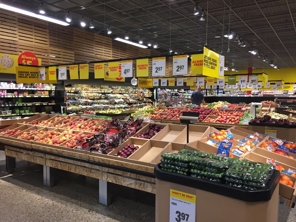 Kevins No Frills | 10233 Elbow Dr SW, Calgary, AB T2W 1E8, Canada | Phone: (403) 252-4704