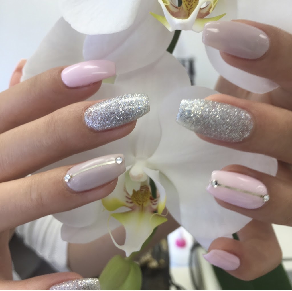 Annie Nail Spa | 2 Orchard Heights Blvd #42, Aurora, ON L4G 3W3, Canada | Phone: (905) 503-8889