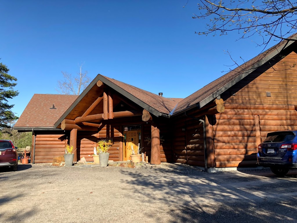 Log Cabin Inn | 9 Little Beaver Blvd, Seguin, ON P2A 0B2, Canada | Phone: (705) 746-7122