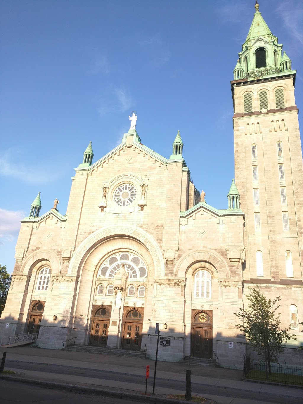 Nativity of the Blessed Virgin | 1855 Rue Dézéry, Montréal, QC H1W 2S1, Canada | Phone: (514) 525-2543