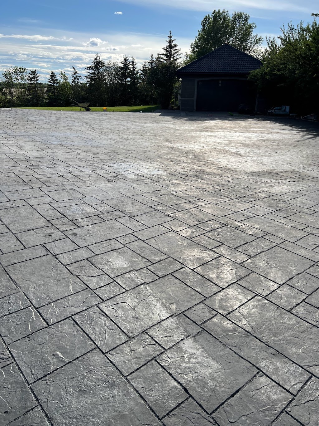 SS Landscaping and Concrete | 5324 Temple Dr NE, Calgary, AB T1Y 3R4, Canada | Phone: (587) 717-5324