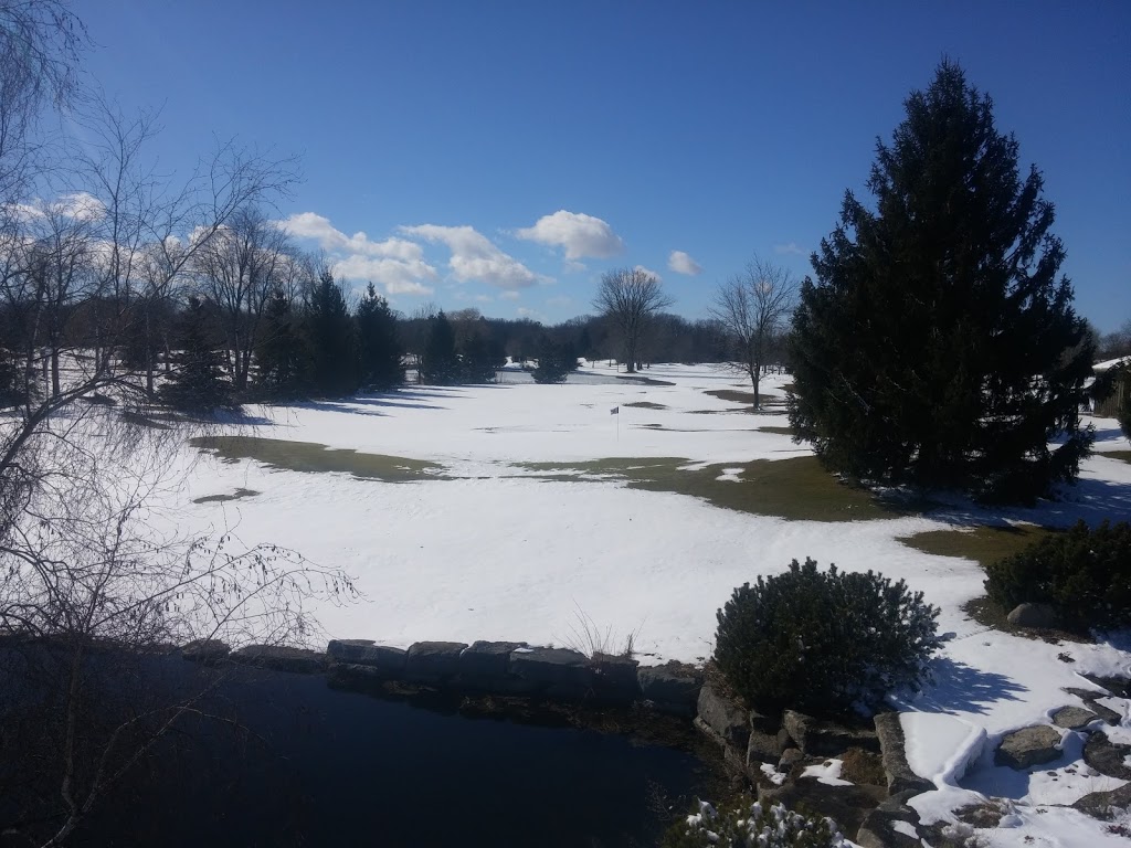 Pine Knot Golf & Country Club | 5421 Hamilton Rd, Dorchester, ON N0L 1G6, Canada | Phone: (519) 268-3352