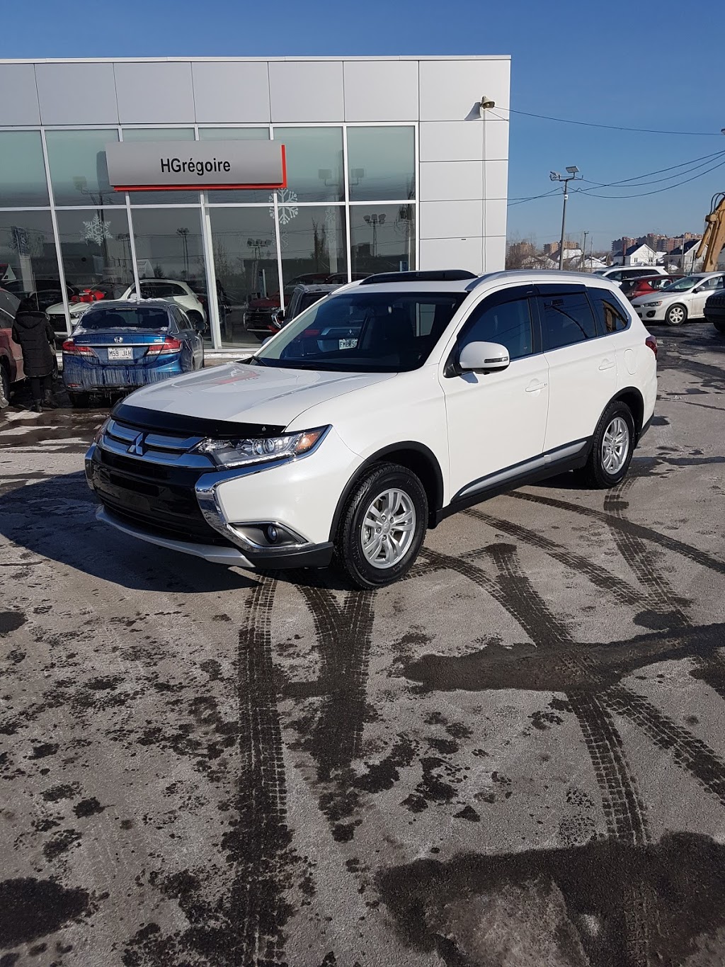 HGRÉGOIRE MITSUBISHI LAVAL | 2465 Boulevard Curé-Labelle, Laval, QC H7T 1R3, Canada | Phone: (855) 983-2450