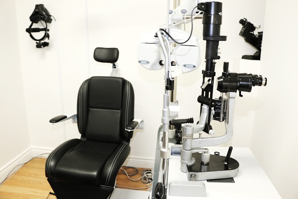 360 Eyecare - Beaches | 2199 Queen St E, Toronto, ON M4E 1E5, Canada | Phone: (416) 698-3937