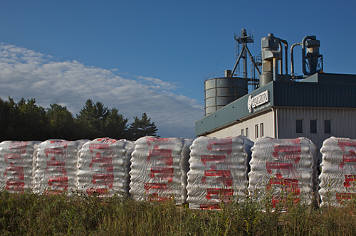 Lauzon Recycled Wood Energy Inc, Wood Pellets | 2099 Côte des Cascades, Papineauville, QC J0V 1R0, Canada | Phone: (819) 427-5105