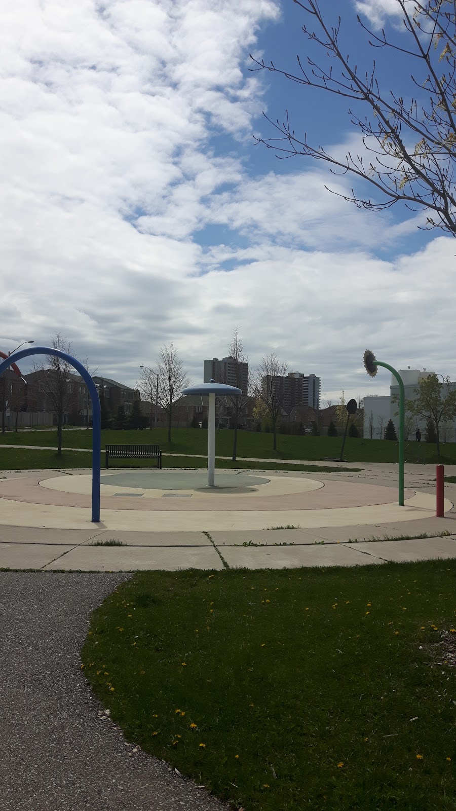 Oates Park | 10 Oates Dr, Scarborough, ON M1L 0A8, Canada | Phone: (416) 338-4386