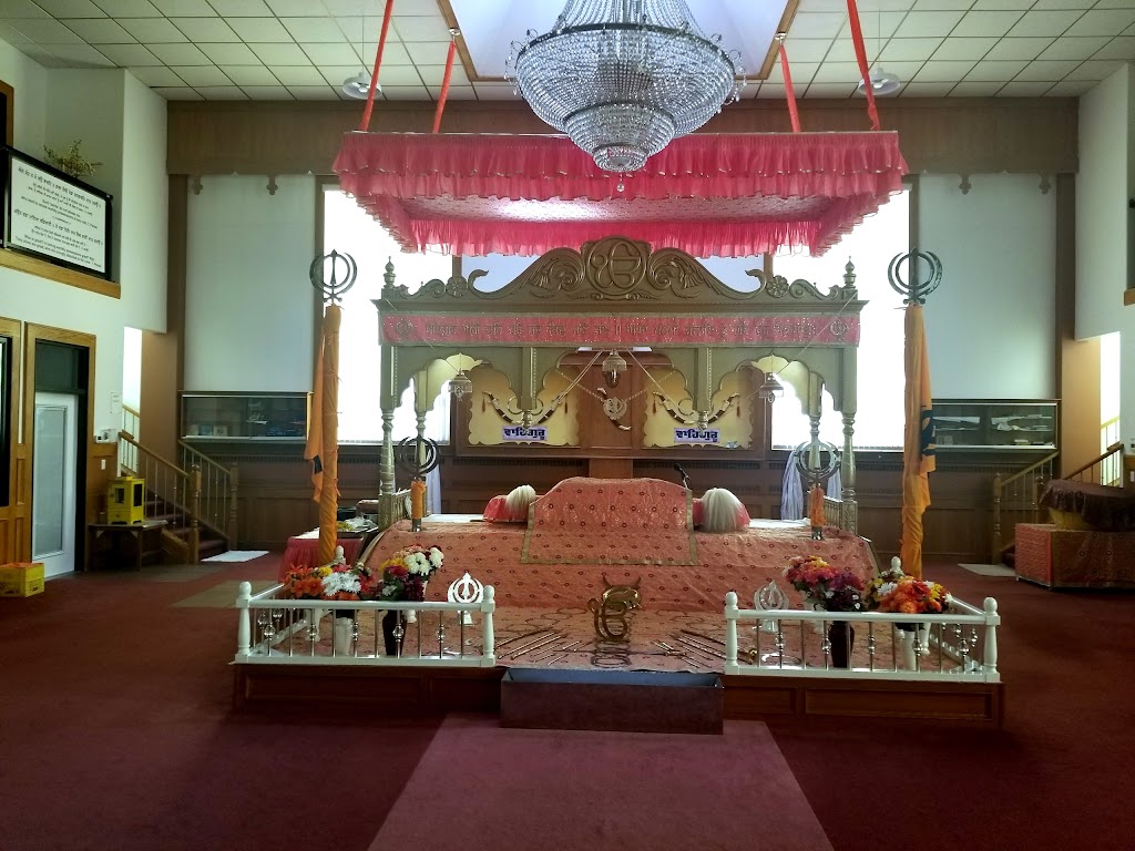 Siri Guru Nanak Sikh Gurdwara | 14211 133 Ave NW, Edmonton, AB T5L 4W3, Canada | Phone: (780) 451-4519