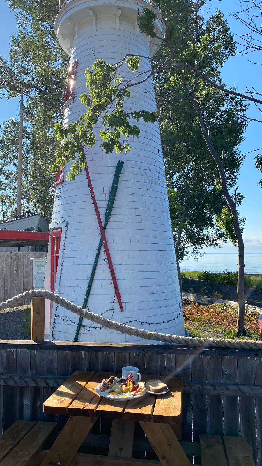 Les Traverseux - Espace Patrimoine Canot à Glace / Musee Les Voitures Deau | 1922 Chemin des Coudriers, LIsle-aux-Coudres, QC G0A 1X0, Canada | Phone: (418) 438-2996