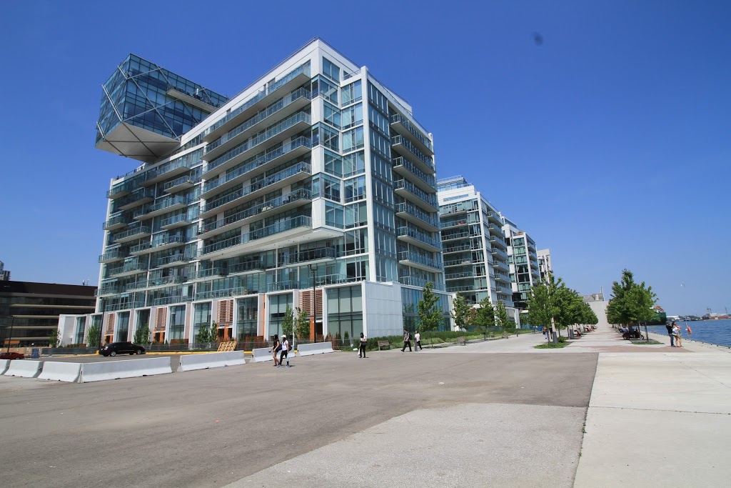 Pier 27 Condos Sales Office | 29 Queens Quay E, Toronto, ON M5E 0A4, Canada | Phone: (416) 367-3456