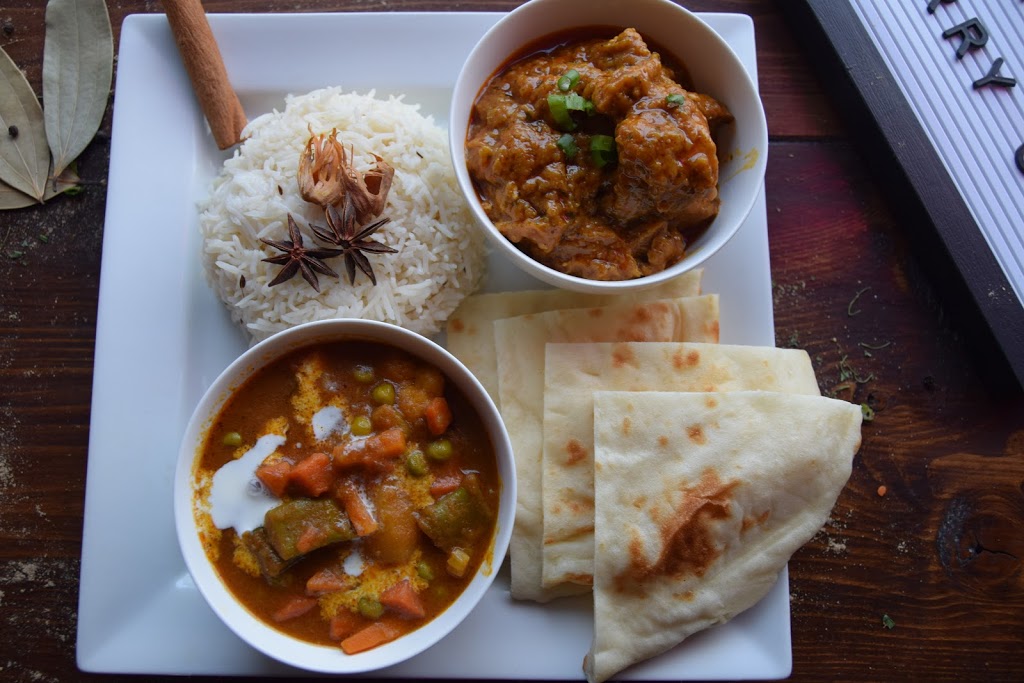 The Curry Palace | 569 Gladstone Ave, Ottawa, ON K1R 5P2, Canada | Phone: (613) 413-1699