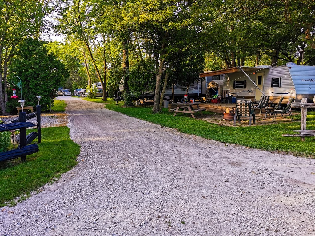 Windsor Campground | 4855 Concession Rd 9, Maidstone, ON N0R 1K0, Canada | Phone: (519) 735-3660