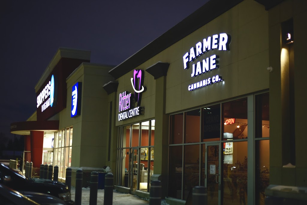 Farmer Jane Cannabis Co. | 235 Vermillion Rd., Winnipeg, MB R2J 3Z7, Canada | Phone: (204) 255-7302