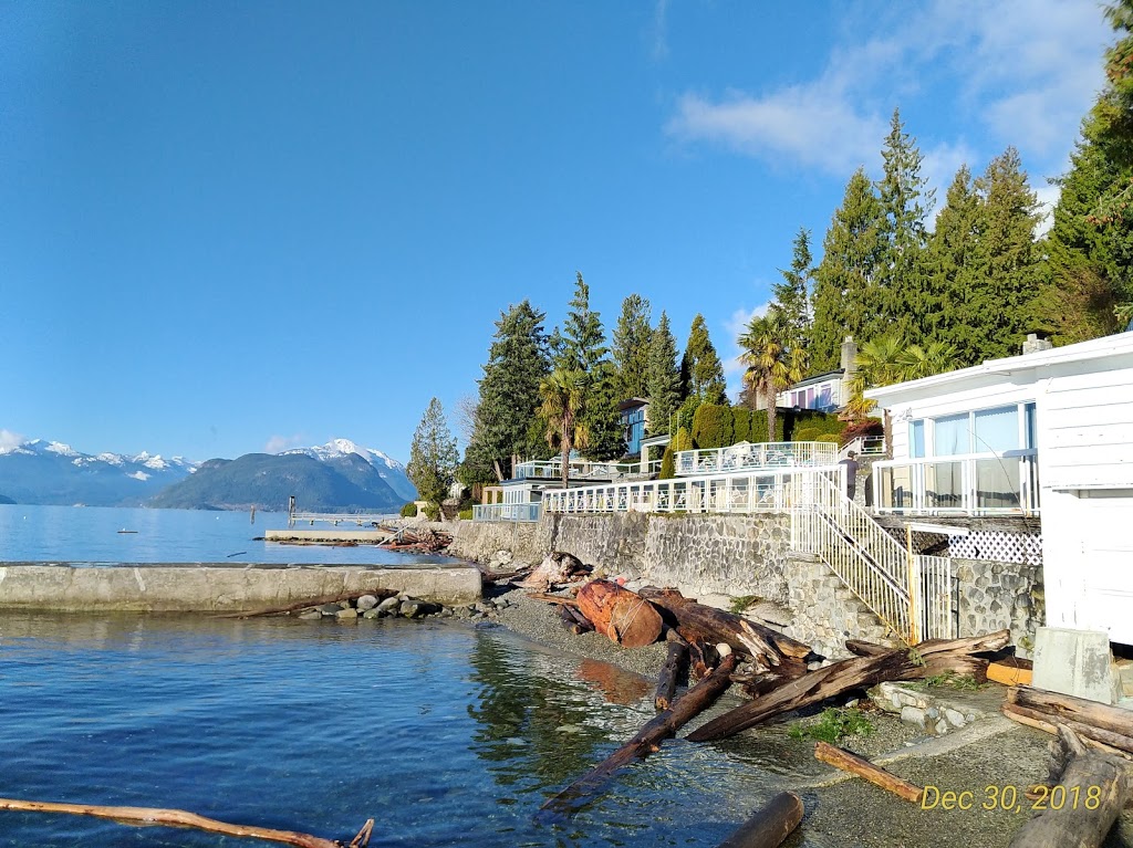 Lions Bay Beach Park | 60 Lions Bay Avenue, Centre Rd BOX 141, Lions Bay, BC V0N 2E0, Canada | Phone: (604) 921-9333