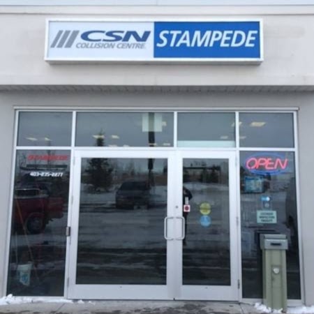 CSN Stampede Collision | 80 Commercial Dr, Calgary, AB T3Z 2A7, Canada | Phone: (403) 235-2277