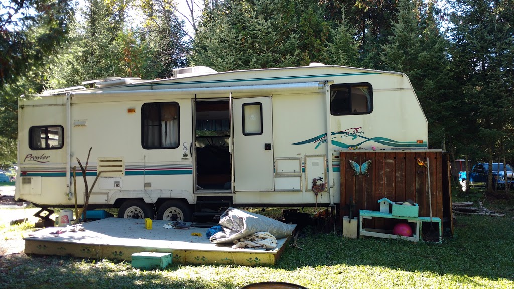 Amazing Rocky Park Campground | 423059 Rocky Saugeen Rd, Durham, ON N0G 1R0, Canada | Phone: (519) 369-6450