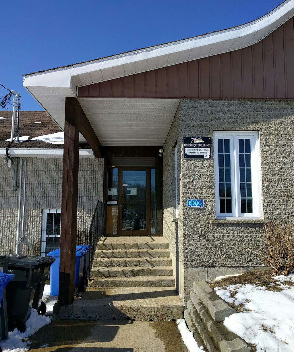 Library And Dining Communal | 435 Rue 1 du Pied de la Montagne, Sainte-Marcelline-de-Kildare, QC J0K, Canada | Phone: (450) 883-0247