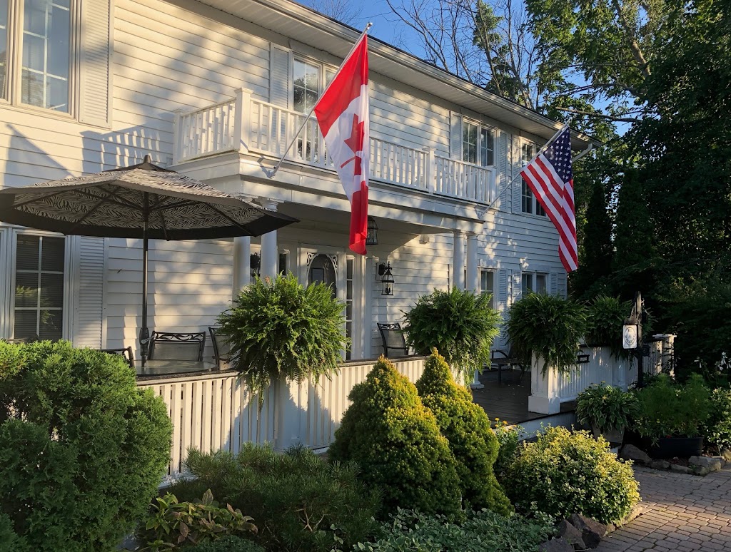 Butler Creek House | 538 Butler St, Niagara-on-the-Lake, ON L0S 1J0, Canada | Phone: (833) 268-2026