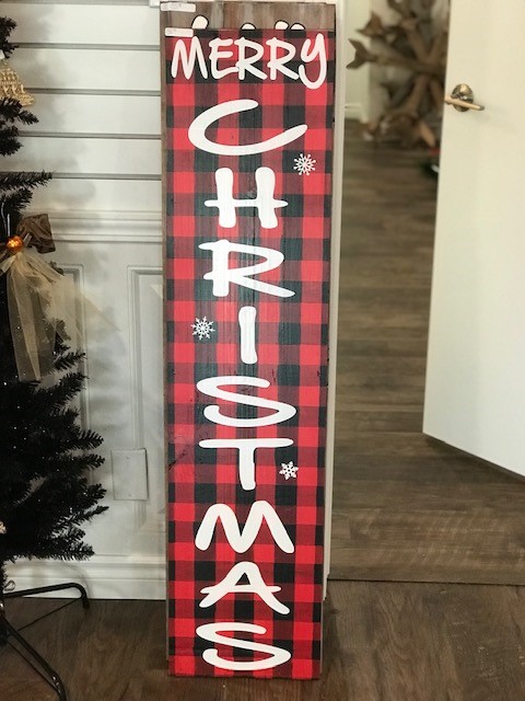 Huron Christmas Store | 5 Albert St, Clinton, ON N0M 1L0, Canada | Phone: (519) 525-0279