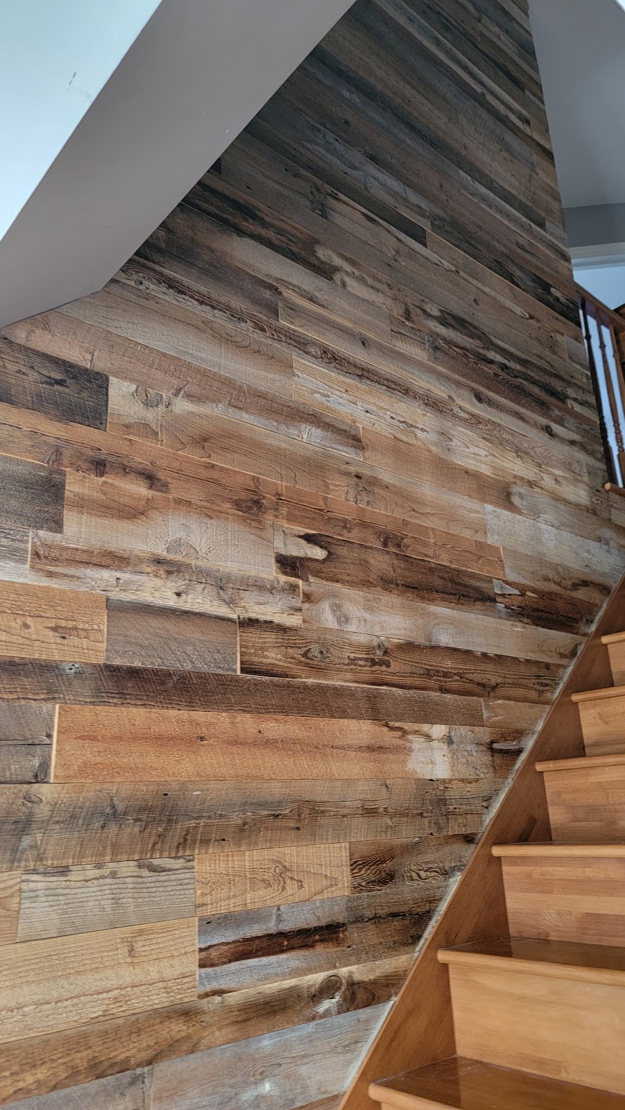 Contemporary Barnwood | 66 Rue de la Fonderie, Trois-Rivières, QC G8T 2E9, Canada | Phone: (819) 692-9145