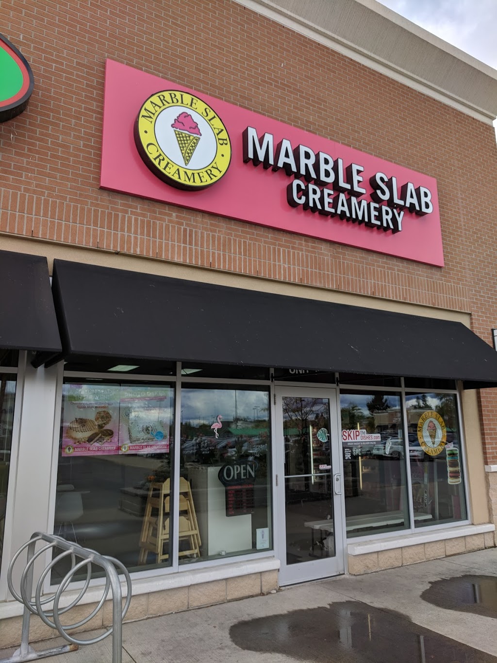 Marble Slab Creamery | 3722 Innes Rd #7, Orléans, ON K1W 0C8, Canada | Phone: (613) 590-9959