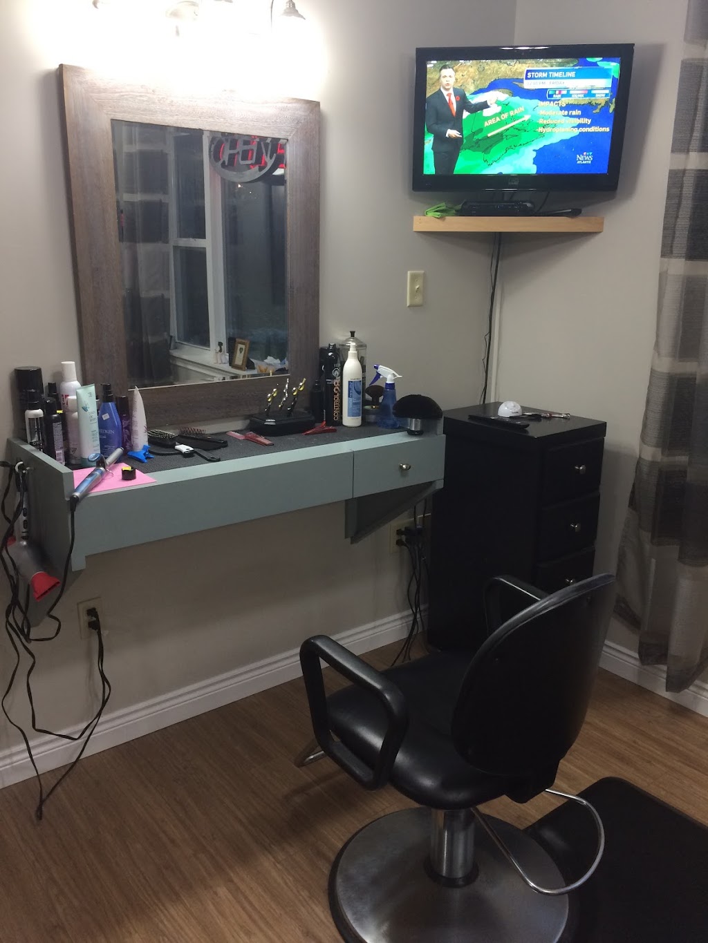 Sharper Edge Salon | 244 Main St, Hampton, NB E5N 6B8, Canada | Phone: (506) 832-0437