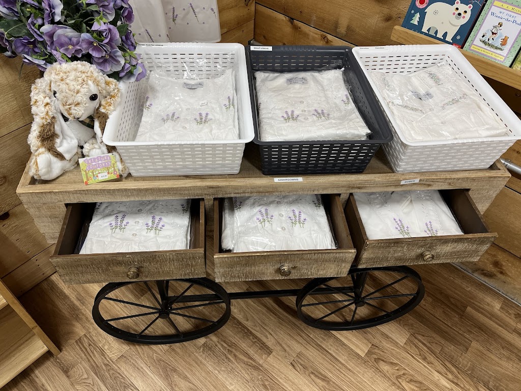 Text and Tales | St Jacobs Market Peddlers Village 2nd Aisle, 878 Weber St N, Woolwich, ON N2J 4A9, Canada | Phone: (519) 589-3226