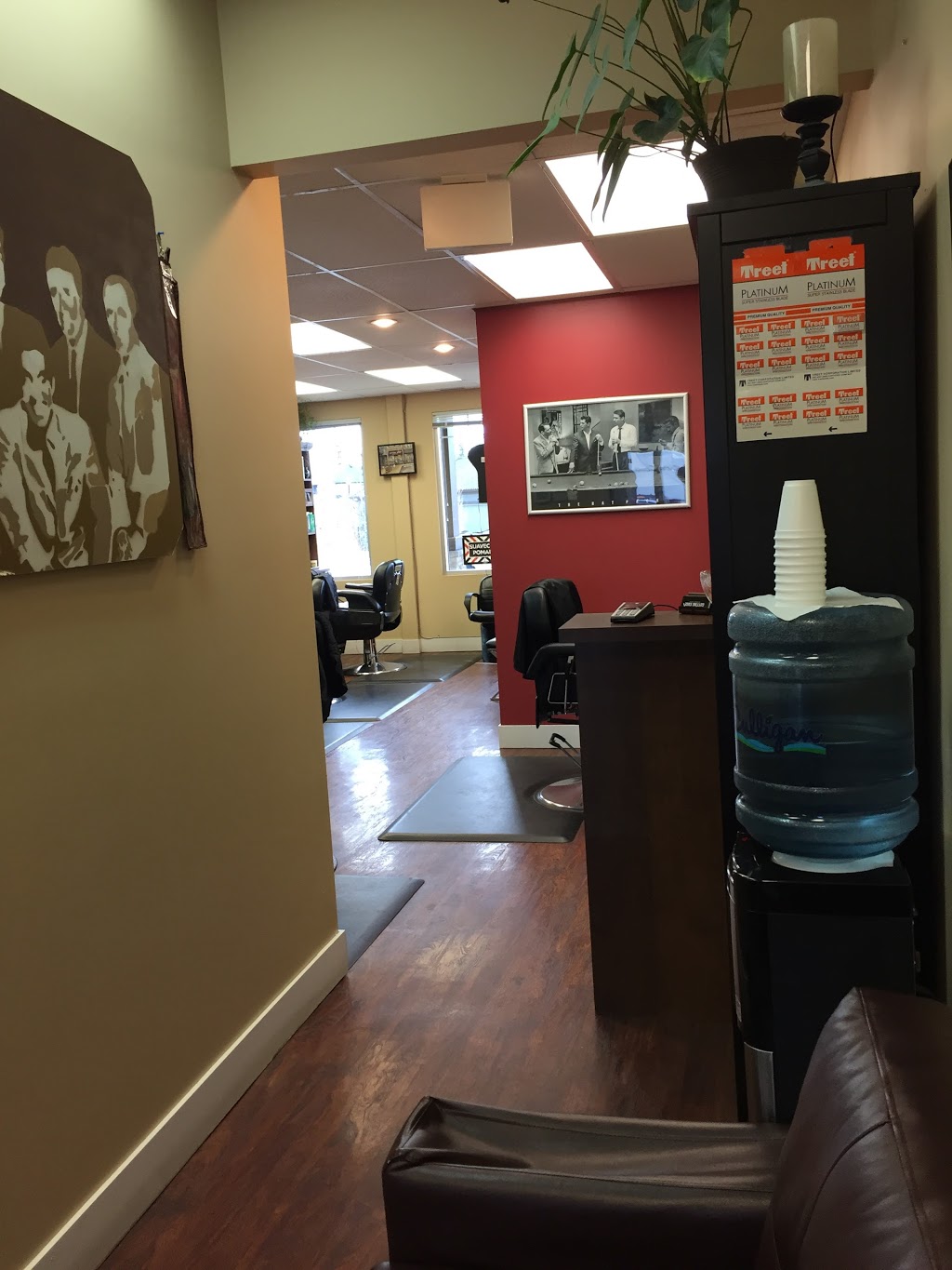 Cutting Edge Barber Shop | 10 Discovery Ridge Hill SW #808, Calgary, AB T3H 5X2, Canada | Phone: (403) 719-2887