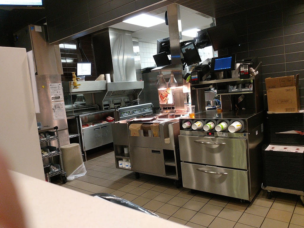 McDonalds | 95 Rue Conrad-Gosselin, Iberville-Junction, QC J2X 0A1, Canada | Phone: (450) 347-3412