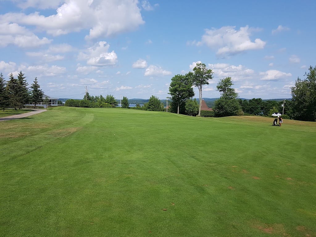 Club de golf Venise | 1519 Chem. de la Rivière, Magog, QC J1X 3W5, Canada | Phone: (819) 864-9891