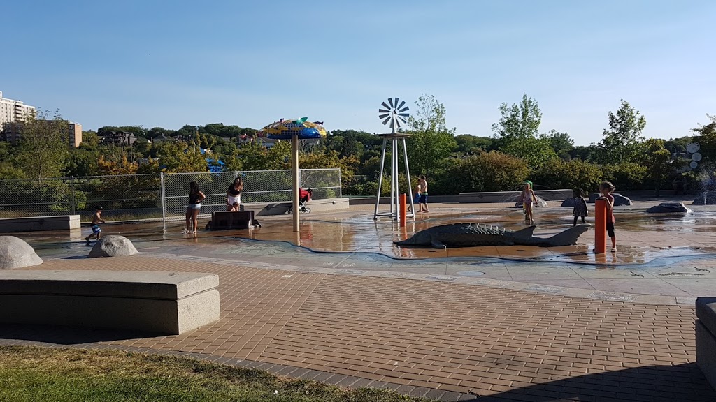 River Landing Spray Park | Saskatoon, SK S7K 7Y8, Canada