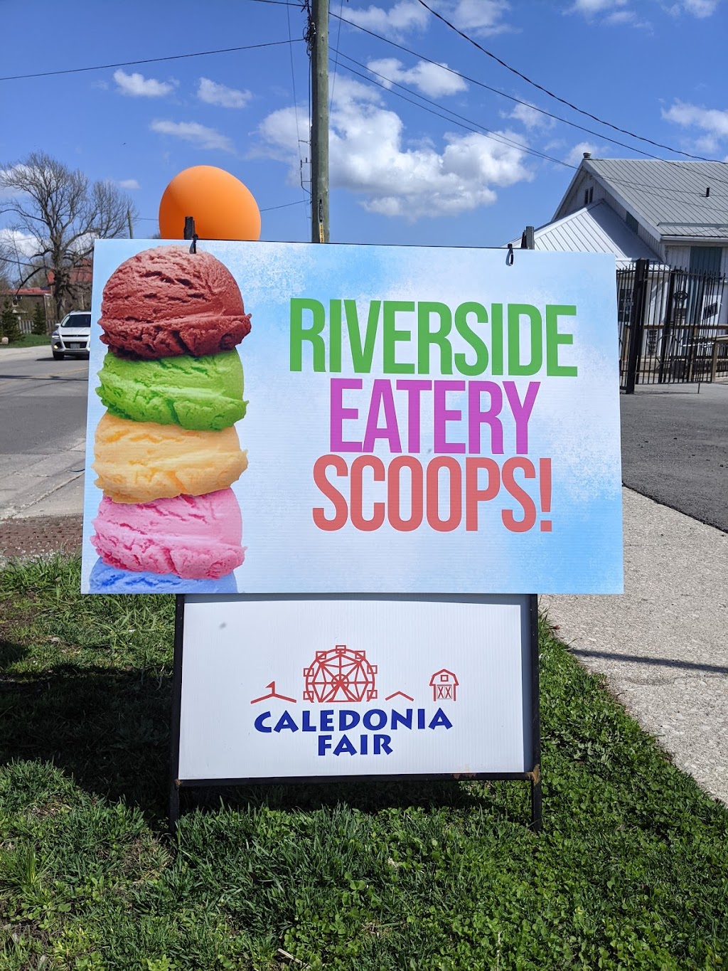 Riverside Eatery Scoops | 151 Caithness St E, Caledonia, ON N3W 1C2, Canada | Phone: (905) 765-6861