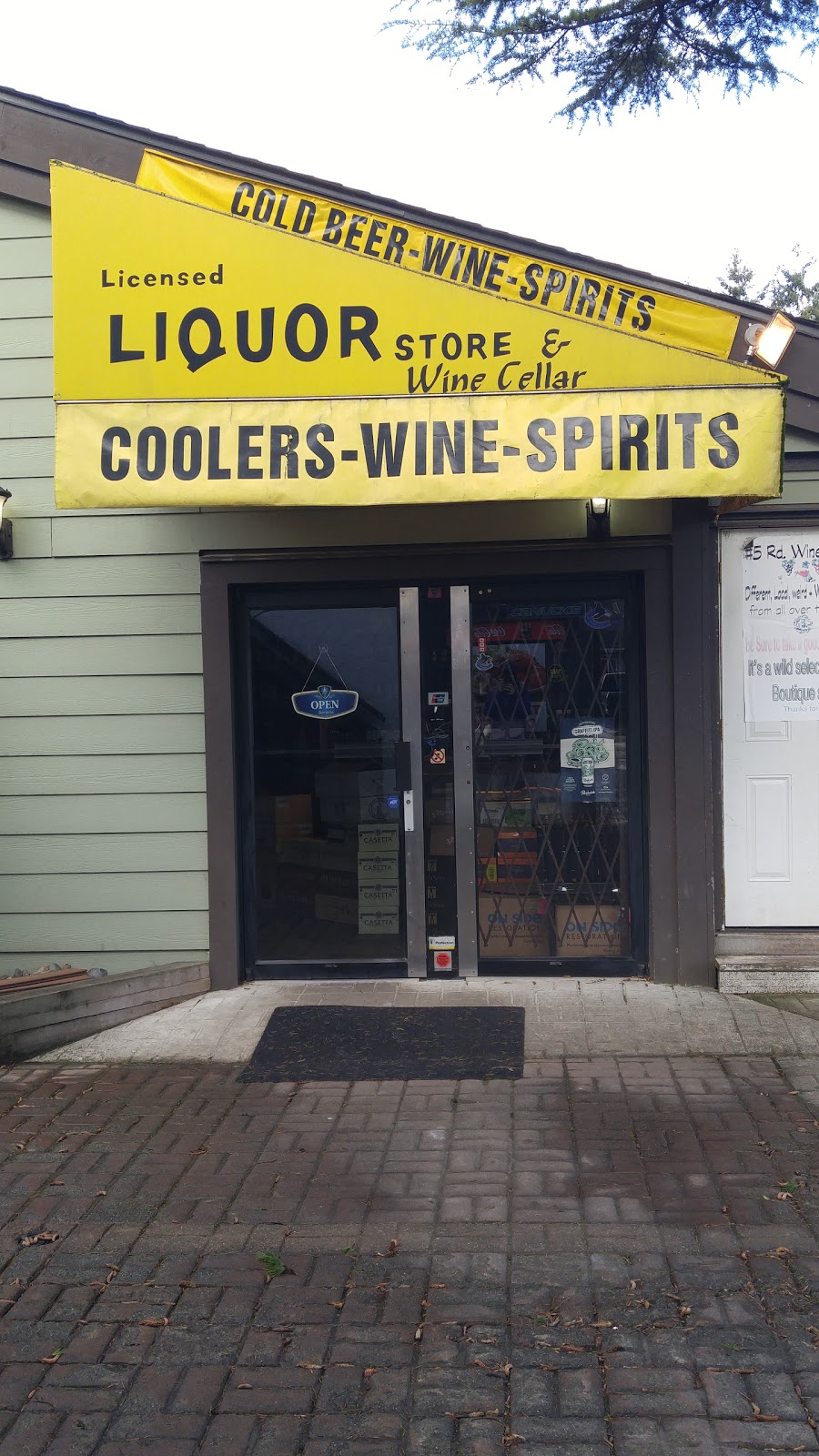 Kingswood Liquor Store | 9371 No 5 Rd, Richmond, BC V7A 4E1, Canada | Phone: (778) 297-4344