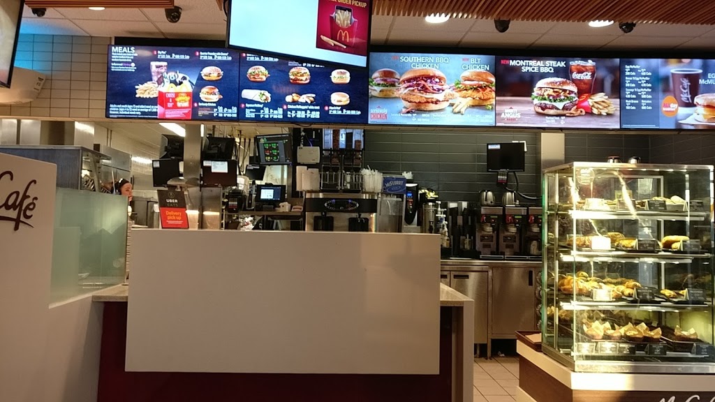 McDonalds | 2126 Robertson Rd, Nepean, ON K2H 5Z1, Canada | Phone: (613) 829-2803