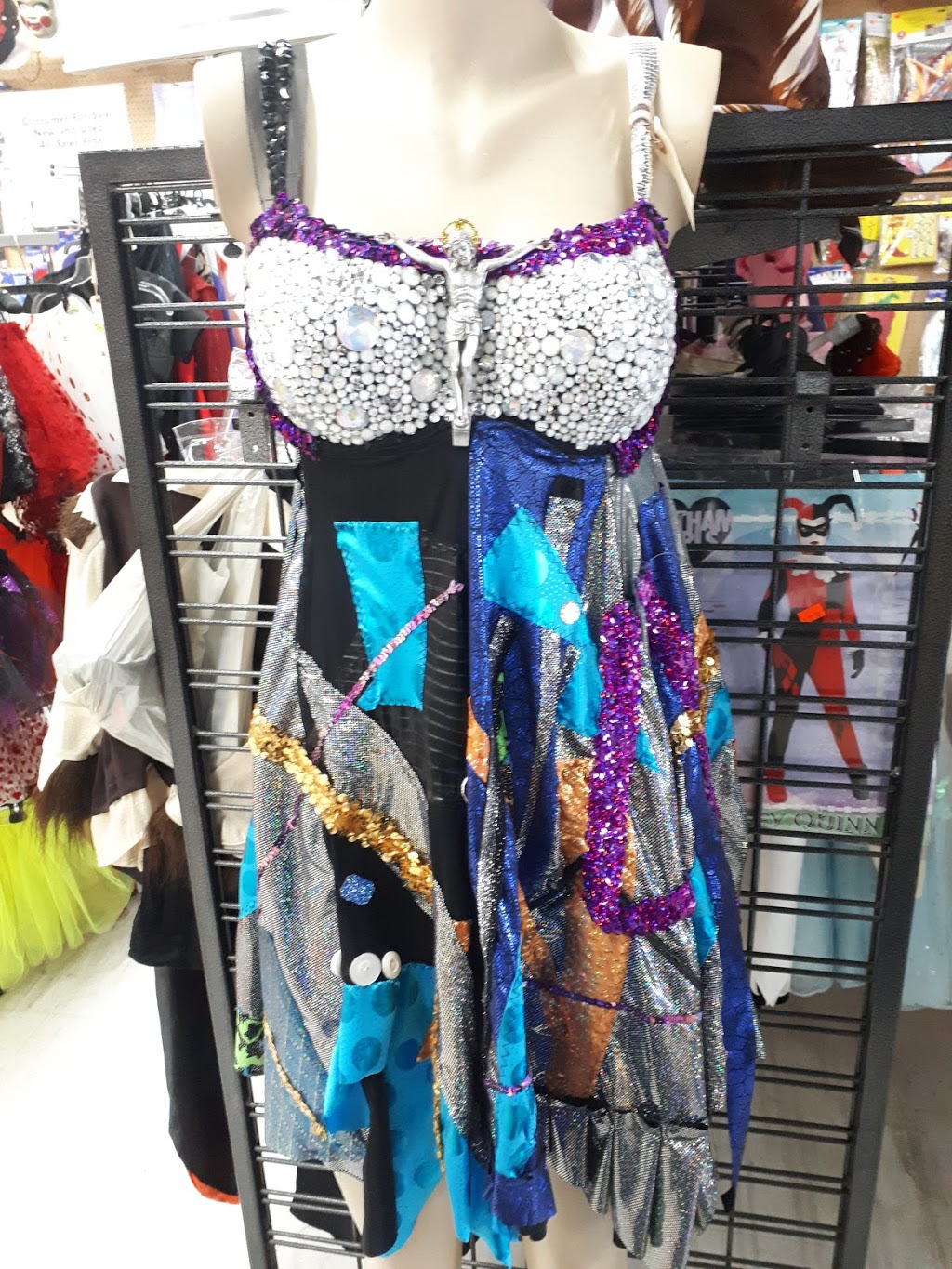 Party Corner Costumes | 200 Victoria Rd S, Guelph, ON N1E 5R1, Canada | Phone: (519) 763-6400