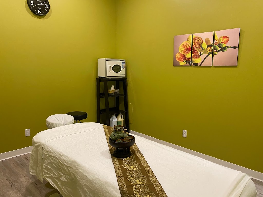 Reuan Namthip Thai Massage and Spa | 960 Yankee Valley Blvd Unit 202, Airdrie, AB T4A 2E4, Canada | Phone: (587) 254-6969