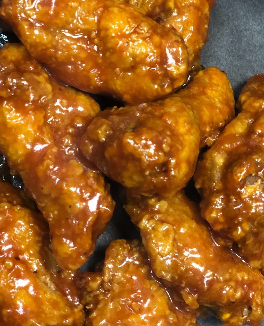 Right Wingers, Best Wings in St. Catharines | 486 Grantham Ave Unit 6, St. Catharines, ON L2M 3J7, Canada | Phone: (905) 397-9090