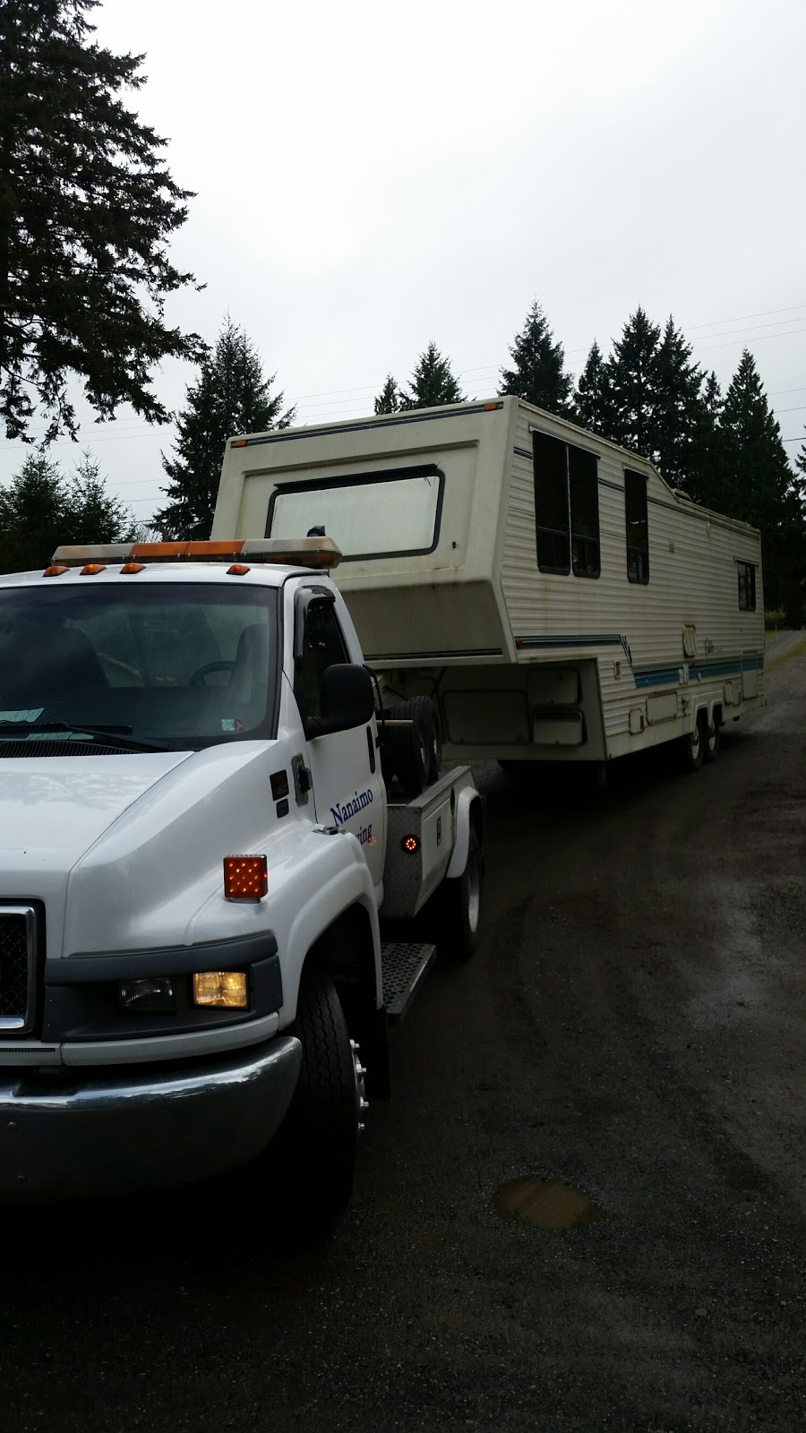 Nanaimo Towing | 3390 Departure Bay Rd, Nanaimo, BC V9T 1B4, Canada | Phone: (250) 618-6014